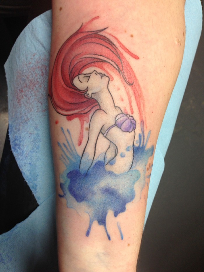 kleine meerjungfrau wasserfarben tattoo idee