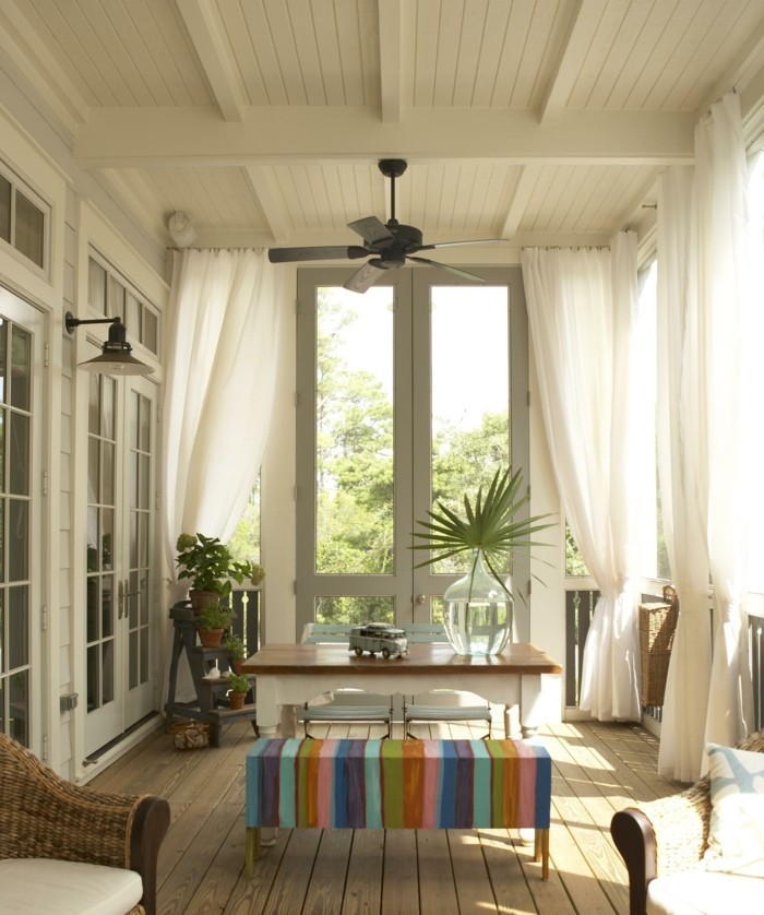 Kleine Veranda und wie wir sie in eine Wohlfühloase verwandeln