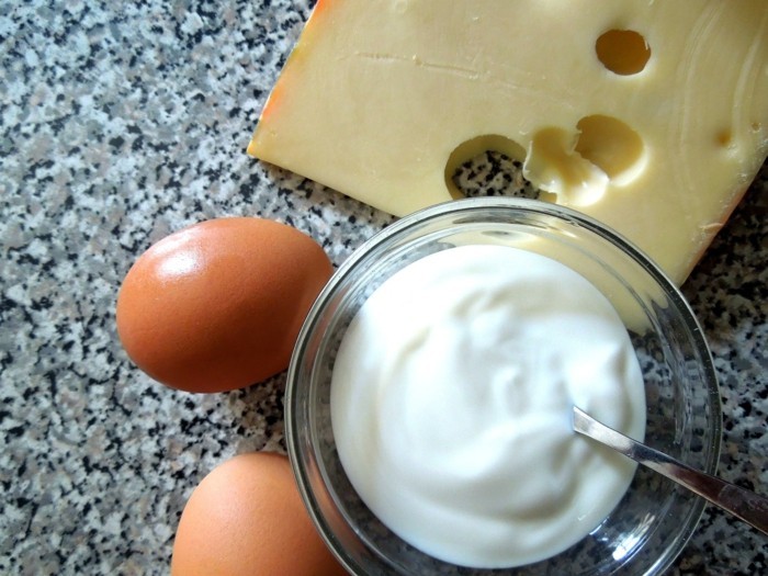 vitamine vitaminb12 enthält sich in eiern und milchprodukten