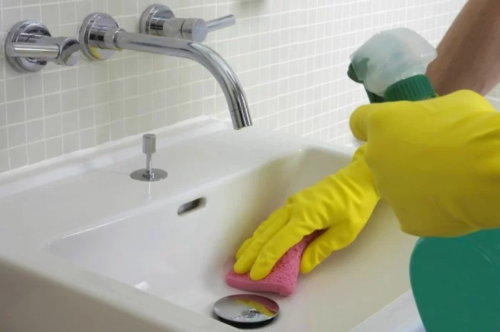 waschbecken sauber machen