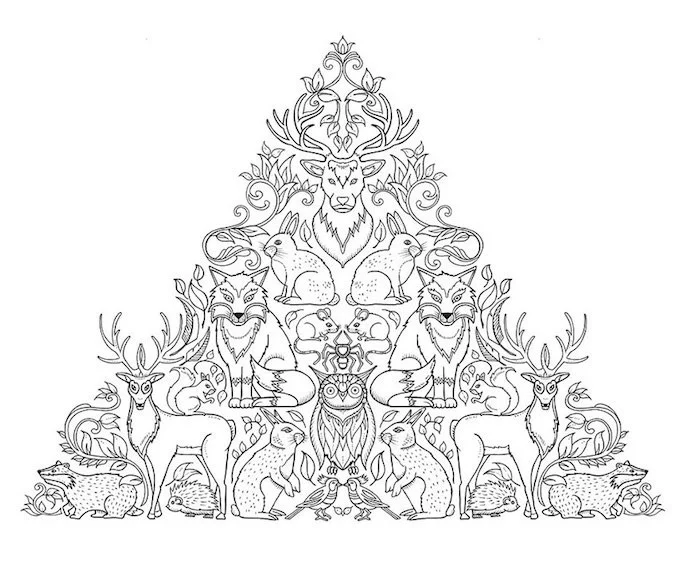 Tiere und pflanzliche Ornamente in Form einer Pyramide 