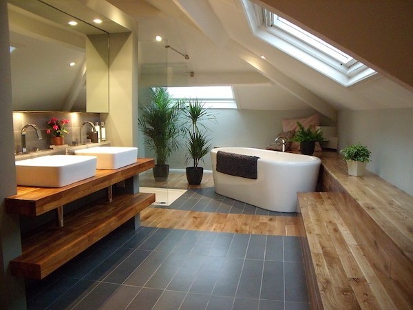 Praktische Badezimmer mit Dachschräge - die aktuellsten Designs