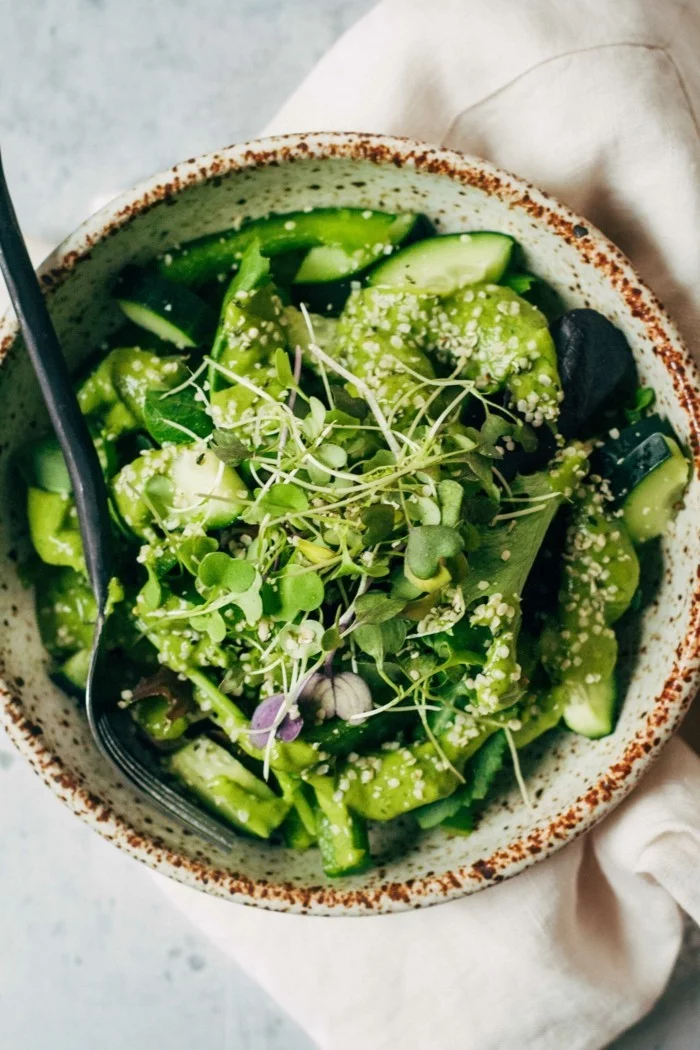 körper entgiften grüner detox salat
