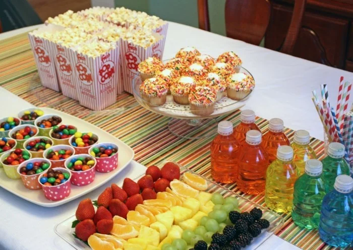 party snacks ideen kindergeburtstag tischdeko 