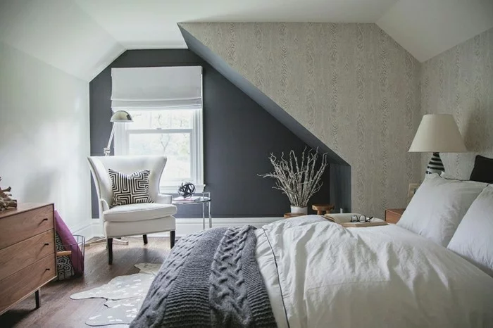 schlafzimmer dachschräge weiß und grau kombinieren