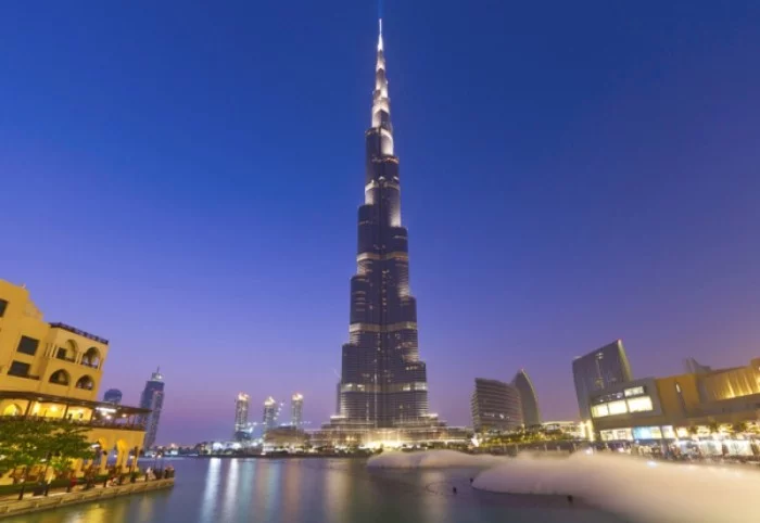 Burj Khalifa Dubai höchster Wolkenkratzer der Welt konkurrenzlos