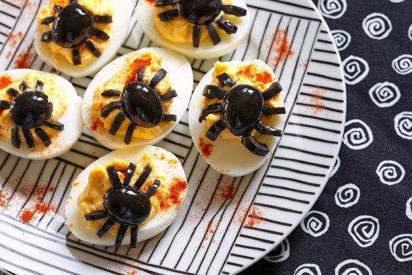 Einfache Halloween Fingerfood Ideen fürs festliche Büfett