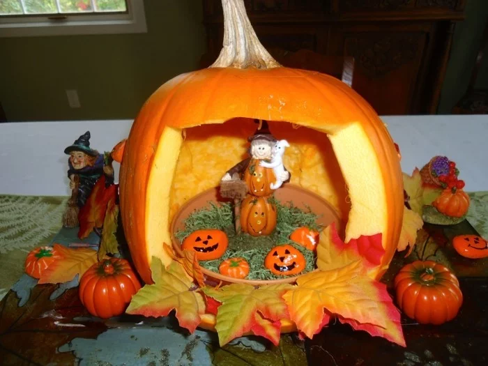 halloween kuerbis schnitzen ausgefallene ideen für halloween dekoration