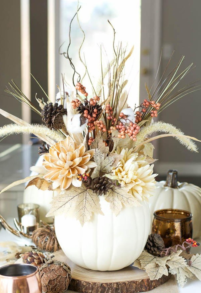 Künstliche Kürbisse In Holz-Vase - Herbst Deko Für Tisch & Fensterbank