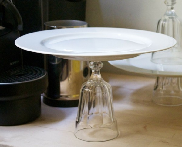 DIY Tortenständer Glas und Geschirr