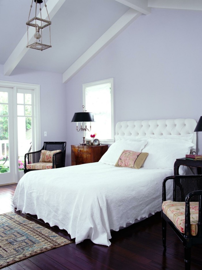 Die Farbe Lila lavendel wandfarbe schlafzimmer