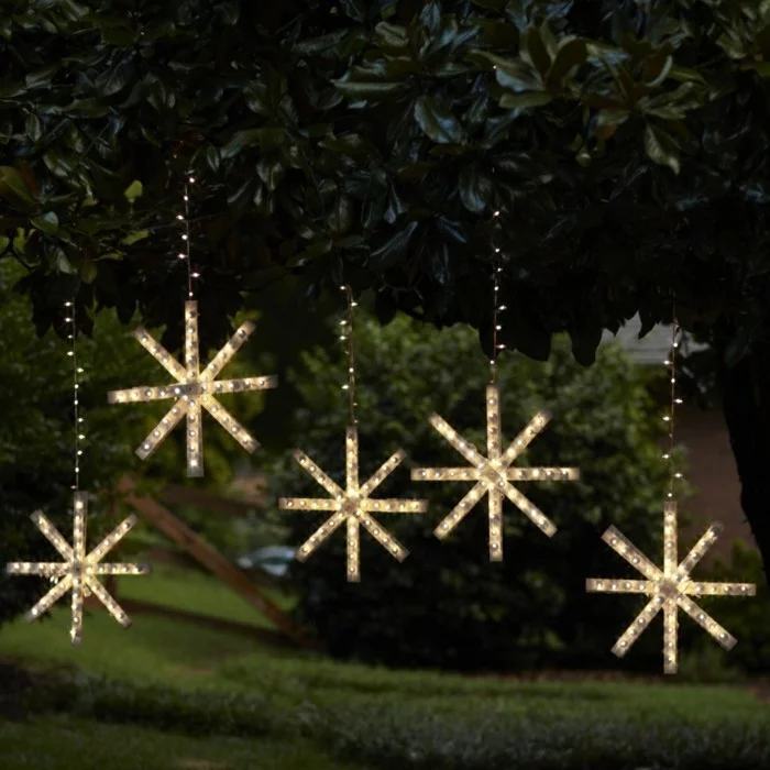 LED Weihnachsbeleuchtung zauberhafte schneeflocken fenster dekoration