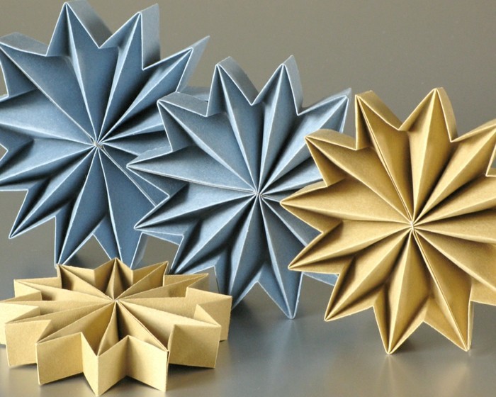 Sterne basteln für Weihnachten mit Origami Anleitung weihnachten wanddekoration leporello basteln