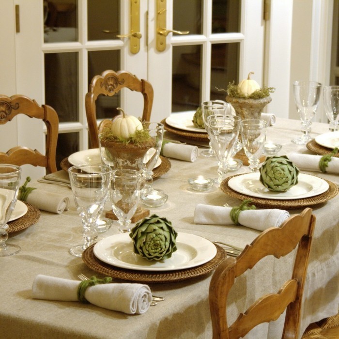 Elegant Christmas Dining Room