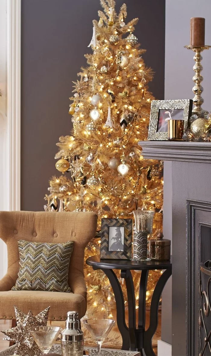 Weihnachtsdeko Ideen mit der Farbe Gold weihnachtsbaum