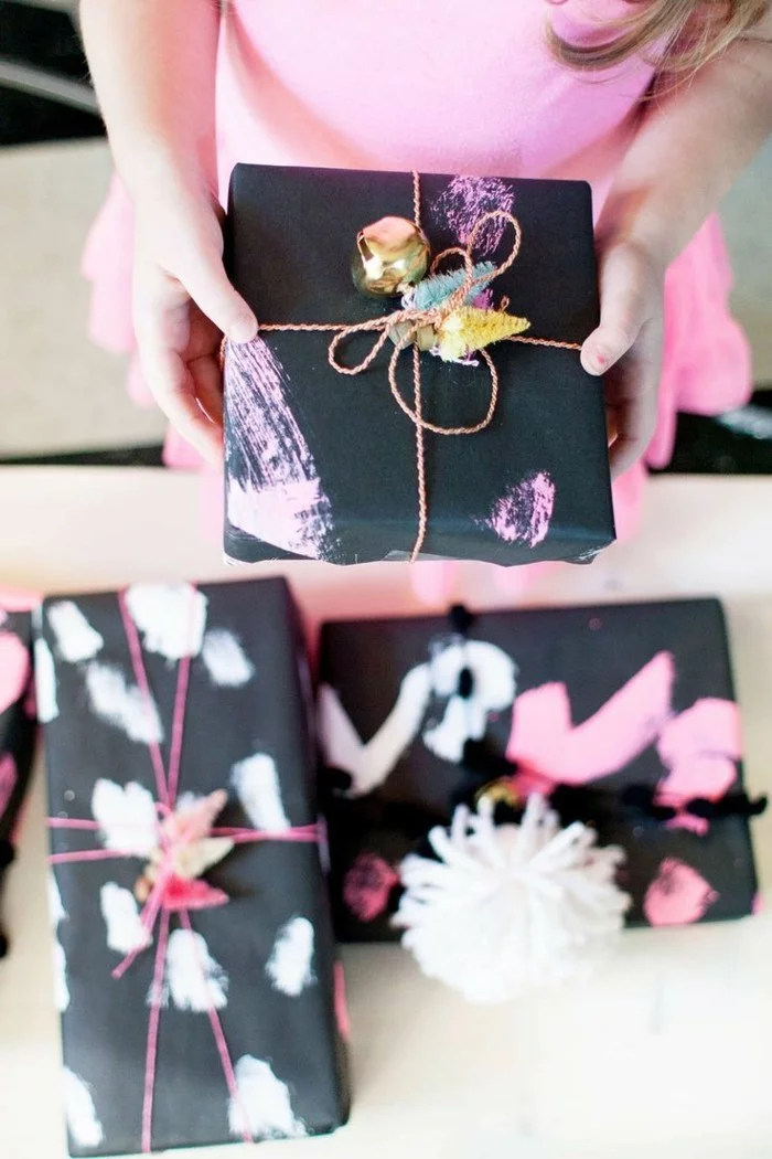 geschenke origenell verpacken weihanchtsbasteln geschenkideen abstrakt