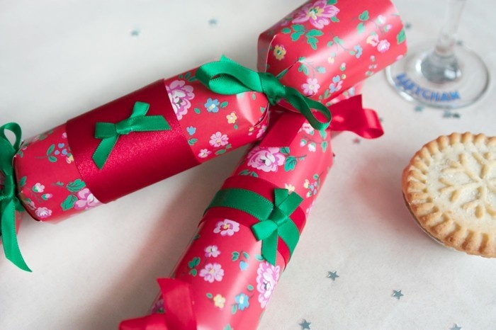 geschenke origenell verpacken weihanchtsbasteln geschenkideen mit blumen