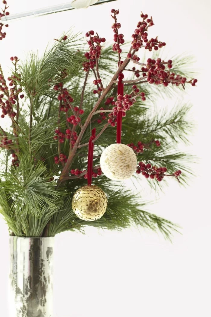 tannenbaum schmuecken deko ideen weihnachtsschmuck natuerlich