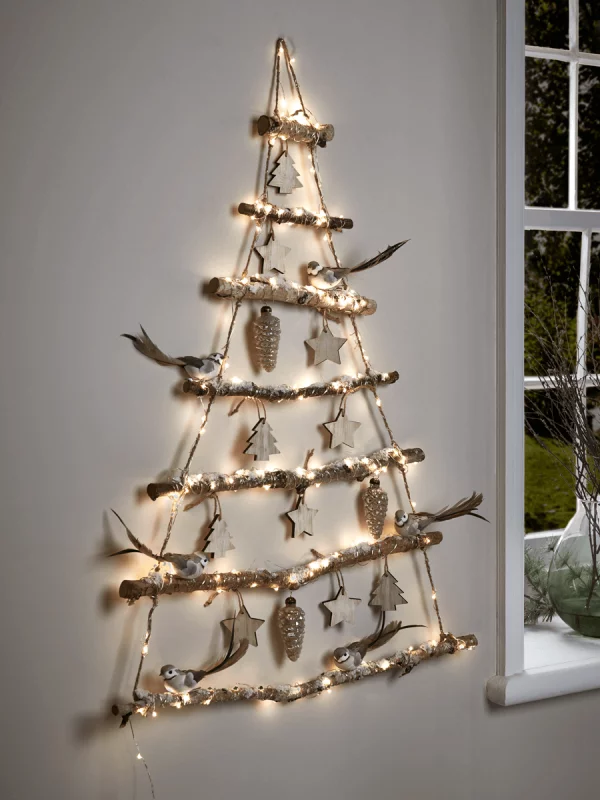 weihnachtsbaum basteln aeste dekoanhaenger lichterketten