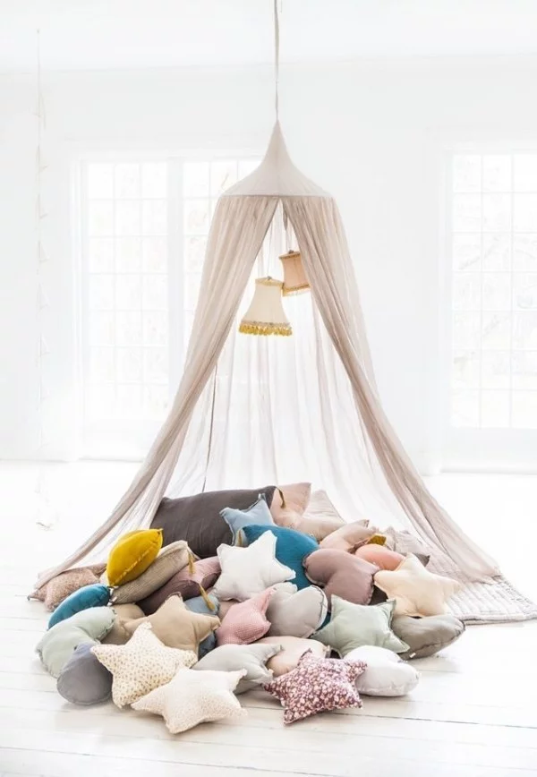 Baldachin im Kinderzimmer: So wird’s eine sichere Kuschelhöhle statt ...