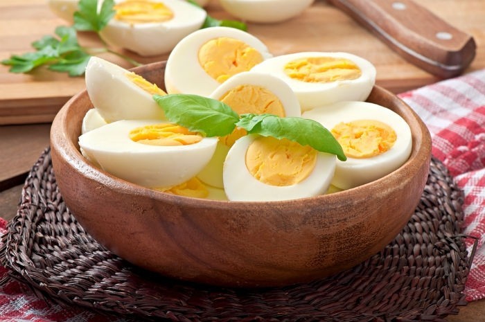 gekochte Eier gesundes Frühstück