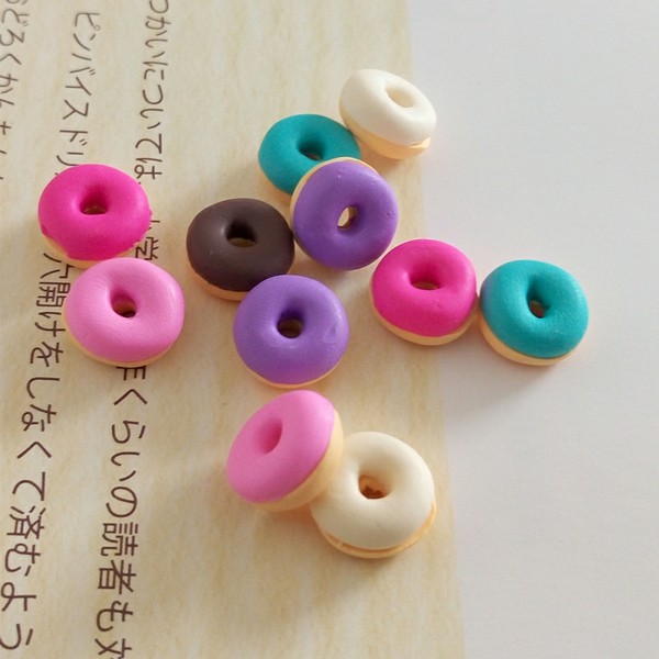 kleine donuts figuren basteln mit fimo
