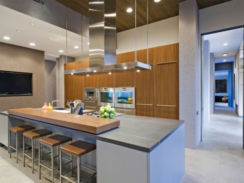 küche mit kochinsel modernes design schöne farbe barhocker