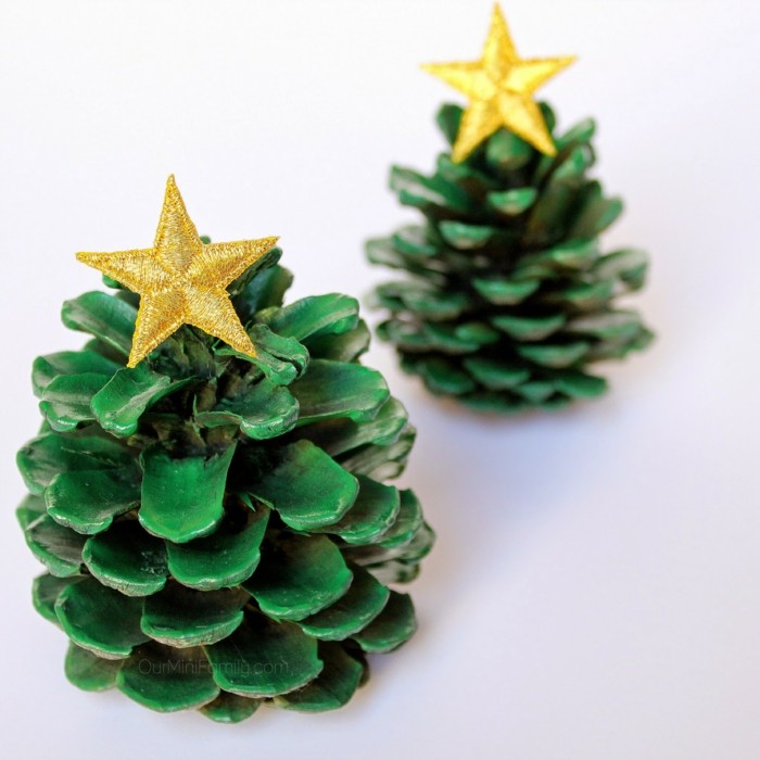 weihnachtsdeko ideen tannenbäume selber machen basteln mit zapfen