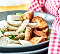 Der Weißwurstsalat und die verzaubernde bayerische Küche