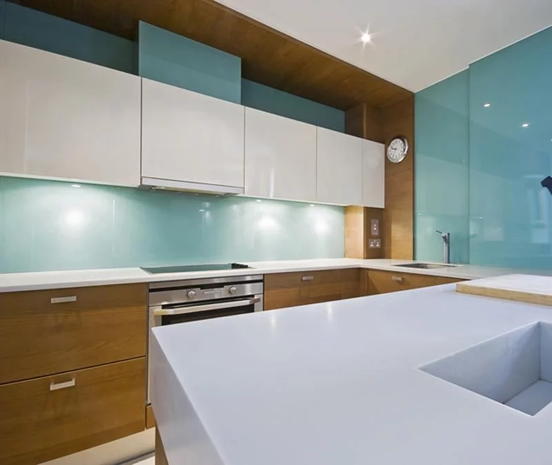 Moderne Küche Küchenrückwand