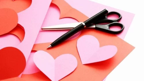 diy valentinsgeschenk diy valentinstag selber machen schere und papier