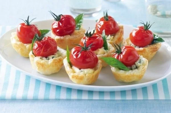 gorgonzolla cherry tomaten basilikum party fingerfood