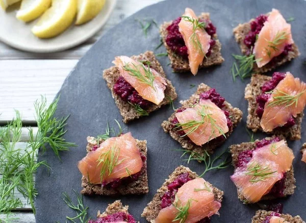 lachs dill rote beete party fingerfood ideen