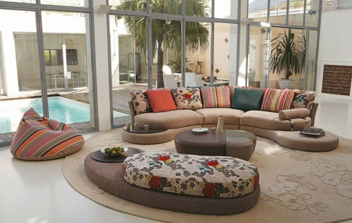 rundes sofa farbige wohnzimmermöbel runder teppich