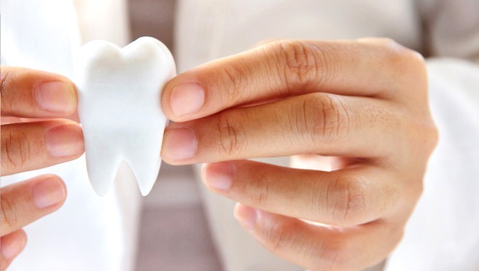 zahnpflege-xylit-pastillen-für-gesunde-zähne-zahngesundheit-richtige-mundhygiene