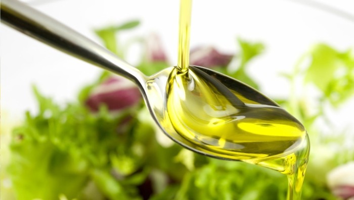 salat gesundes fett olivenöl tipps zum abnehmen