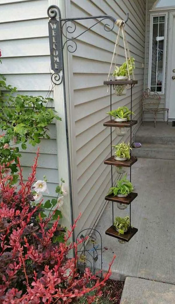 DIY Blumenampel aus Holz und Seil für Kräuter 