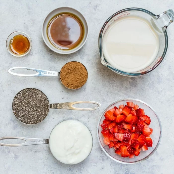 chia rezepte yoghurt ahornsirup zimt erdbeeren pudding