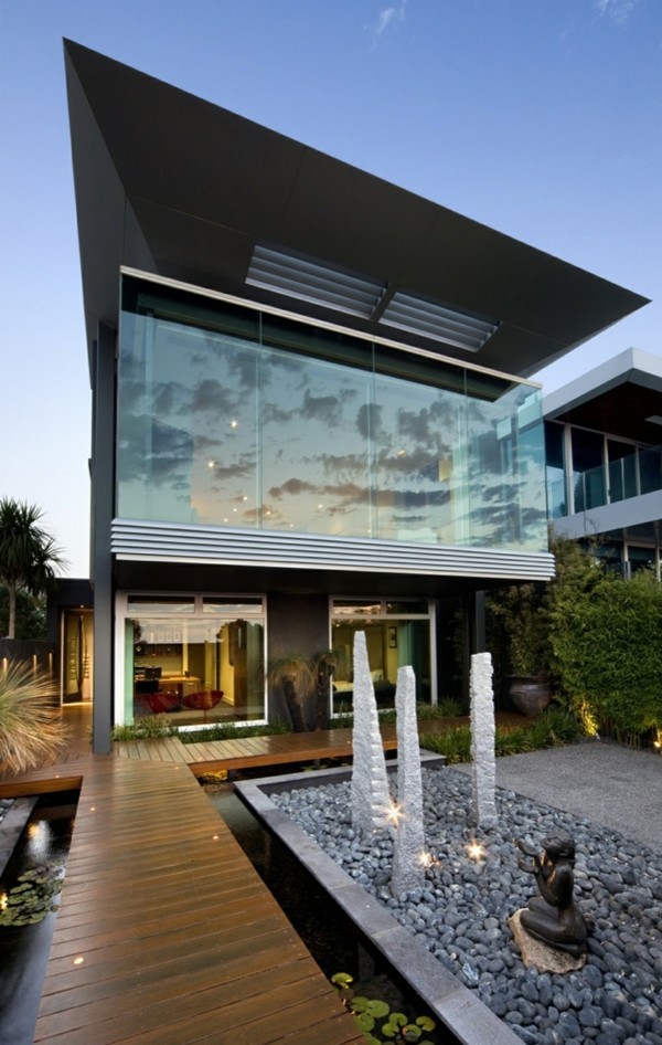 moderne architektur fassadengestaltung mit spiegeleffekt