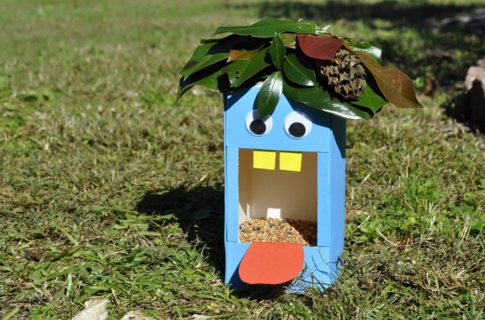 Recycling basteln Vogelfutterhaus bauen Müll reduzieren upcycling ideen