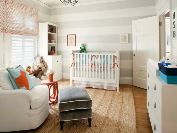 babyzimmer deko ideen kleiner raum frische dekoration sreifentapete