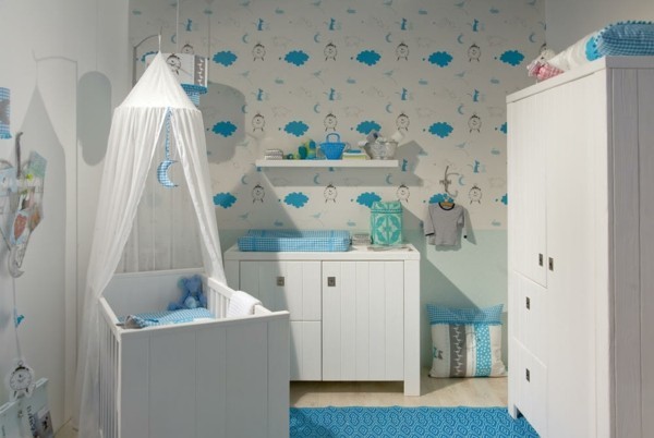 babyzimmer junge ideen lustige muster wandtapete blauer teppich