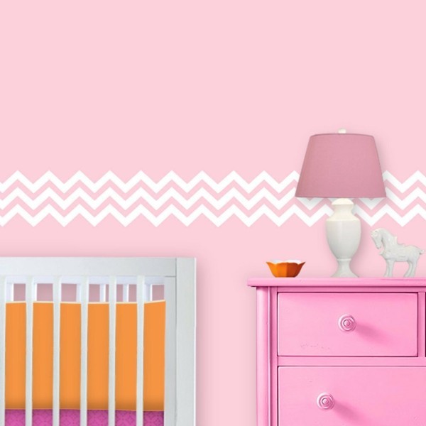 bordüre babyzimmer zig zag muster rosa wände