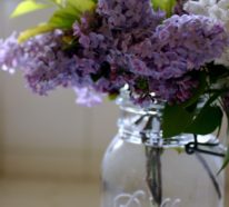 Frühlingsblumen Deko bringt Freude und Farbe in die Wohnung