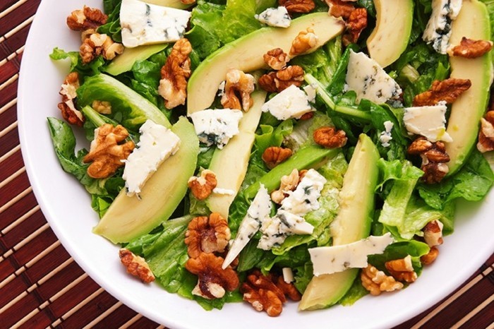 gesunde ernährung salat was tun gegen heißhunger