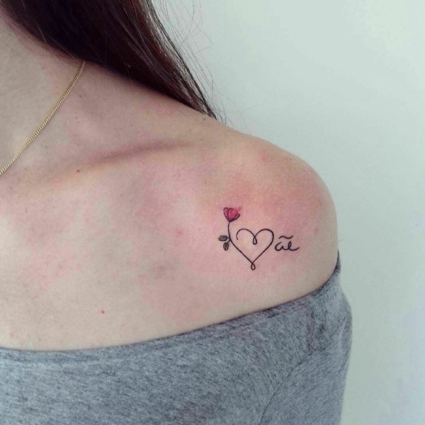 Schulter schöne tattoos frau Rosen Tattoo