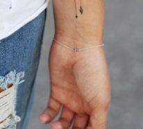 50+ kleine Tattoos für Frauen: Die schönsten Motive für Ihre dezente Tätowierung