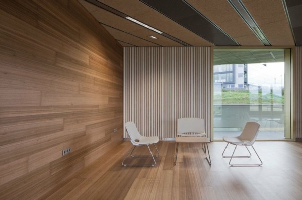 laminat an die wand modernes zuhause minimalistisches design
