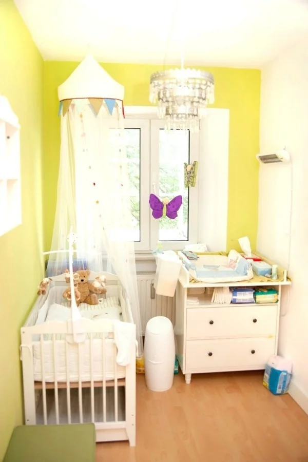 mädchen babyzimmer gelb weiß kombinieren kleines babyzimmer einrichten