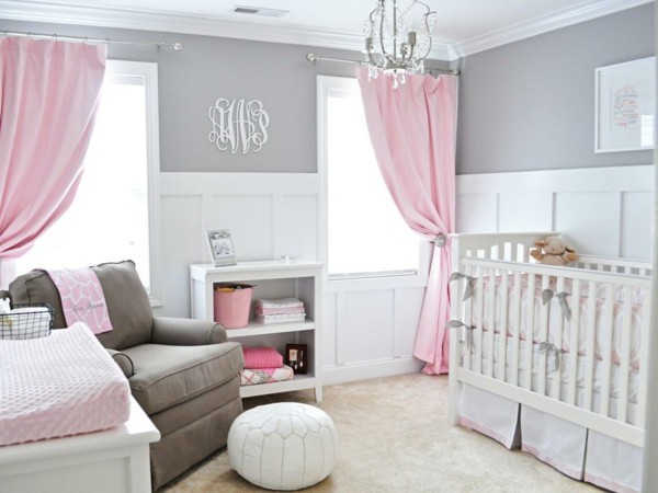 mädchen babyzimmer grau weiß rosa akzente